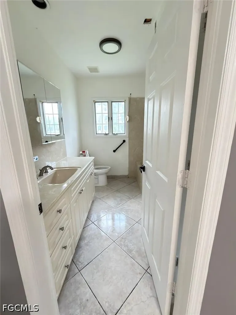 200 Arthur Avenue Lehigh Acres FL 33936