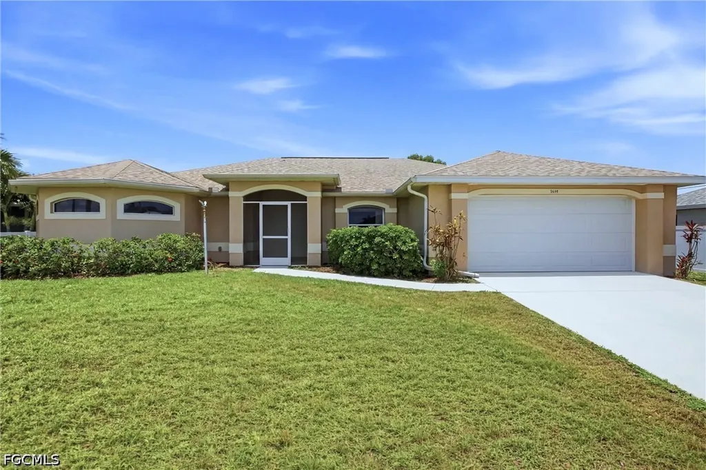 2600 SW 1st Street Cape Coral FL 33991