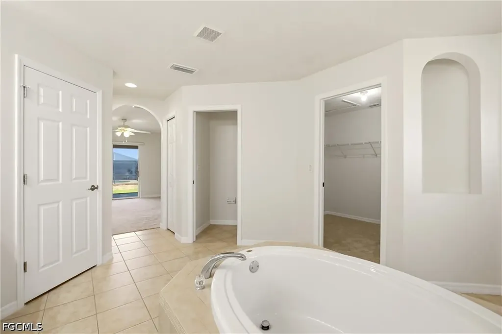 2600 SW 1st Street Cape Coral FL 33991