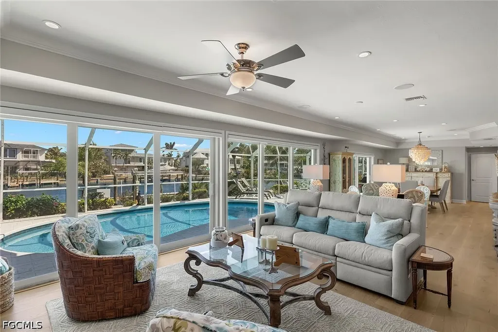 Sanibel FL, 1674 Sabal Palm Drive