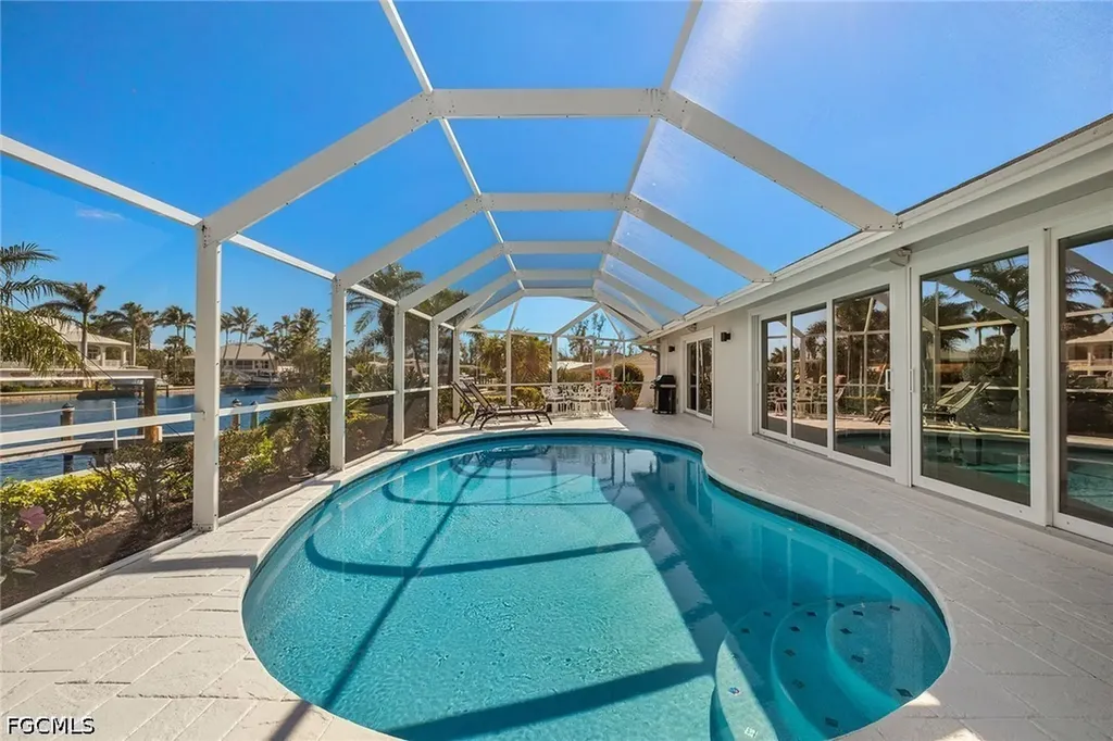 1674 Sabal Palm Drive Sanibel FL 33957
