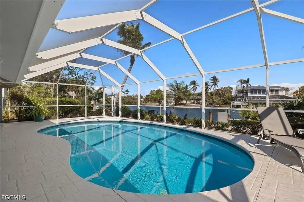 1674 Sabal Palm Drive Sanibel FL 33957