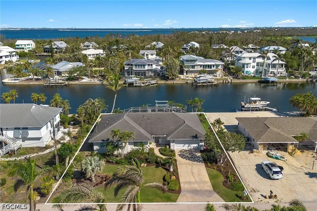 1674 Sabal Palm Drive Sanibel FL 33957