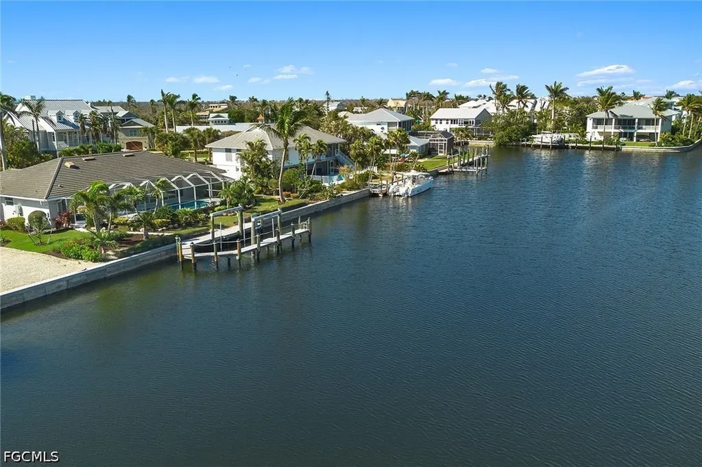 1674 Sabal Palm Drive Sanibel FL 33957
