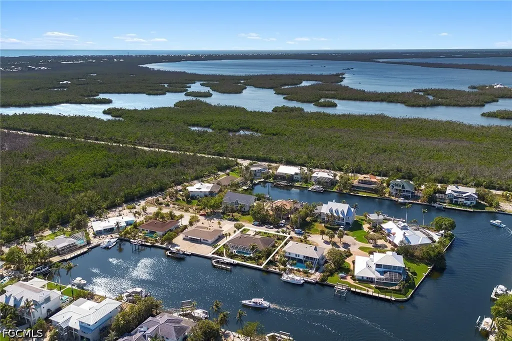 1674 Sabal Palm Drive Sanibel FL 33957