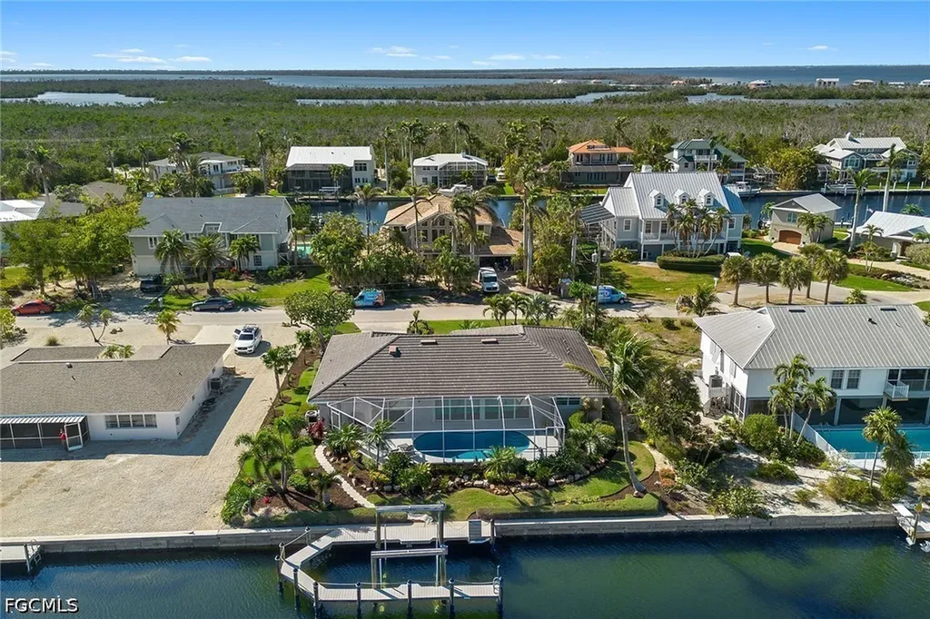 1674 Sabal Palm Drive Sanibel FL 33957
