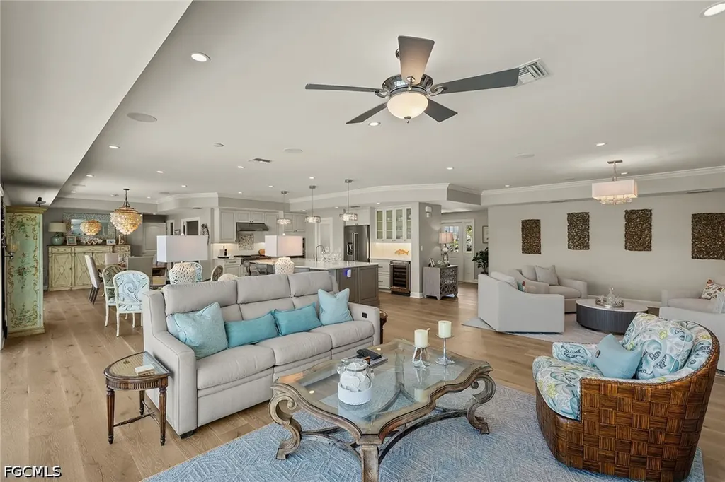 1674 Sabal Palm Drive Sanibel FL 33957