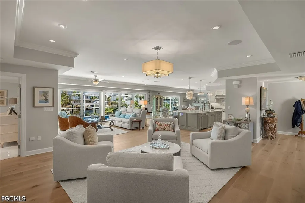 1674 Sabal Palm Drive Sanibel FL 33957