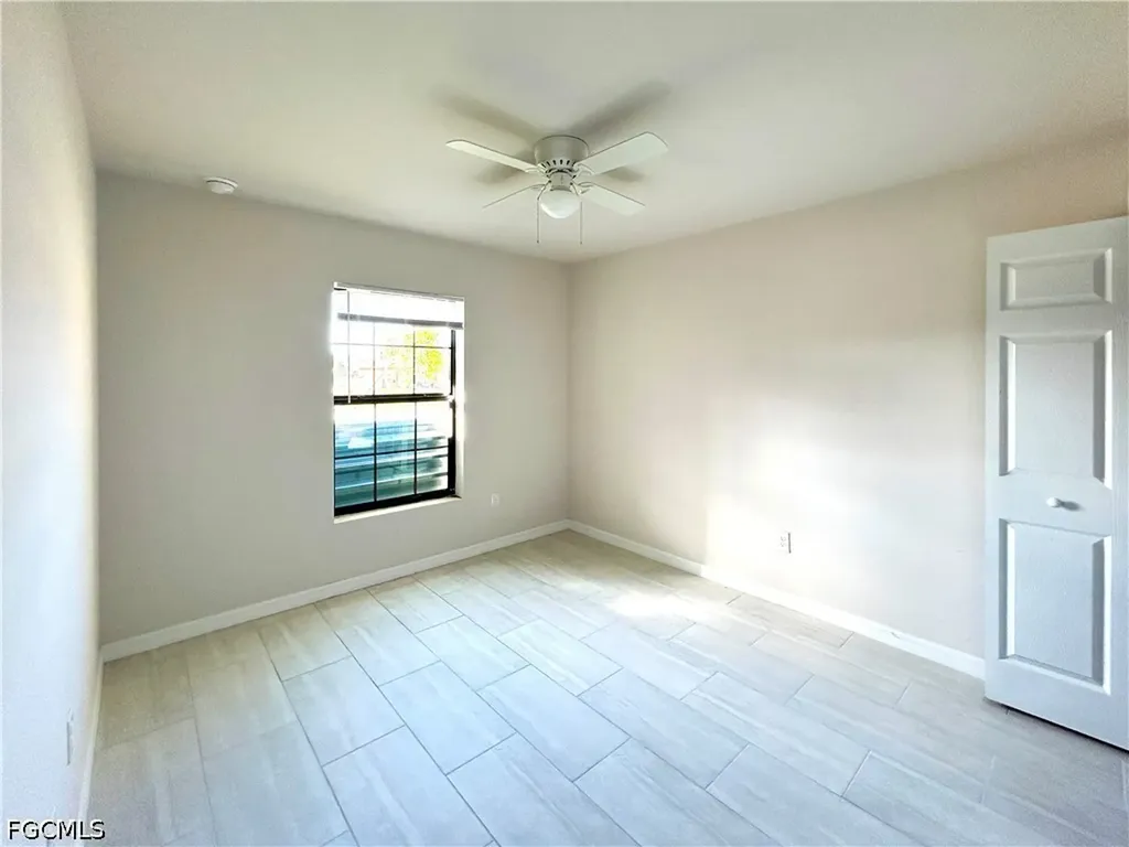 605 SE 14th Street Cape Coral FL 33990