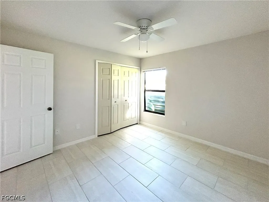 605 SE 14th Street Cape Coral FL 33990