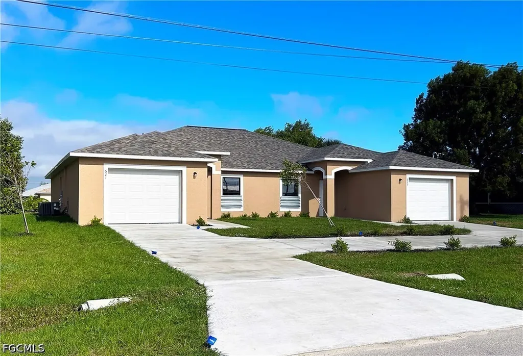 605 SE 14th Street Cape Coral FL 33990