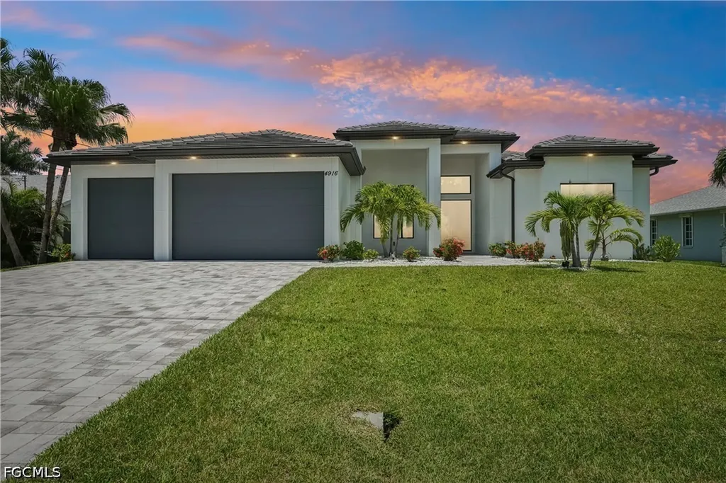 4916 SW 26th Avenue Cape Coral FL 33914