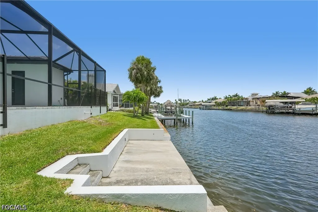 4916 SW 26th Avenue Cape Coral FL 33914