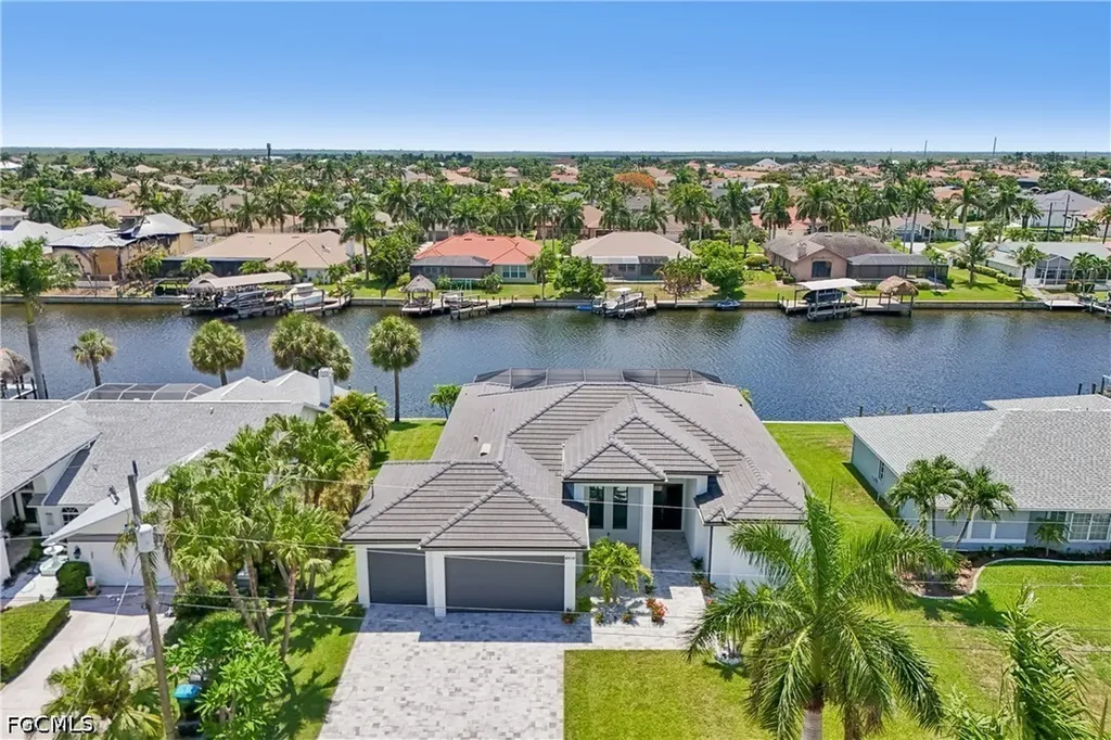 4916 SW 26th Avenue Cape Coral FL 33914