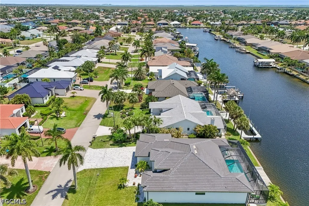 4916 SW 26th Avenue Cape Coral FL 33914