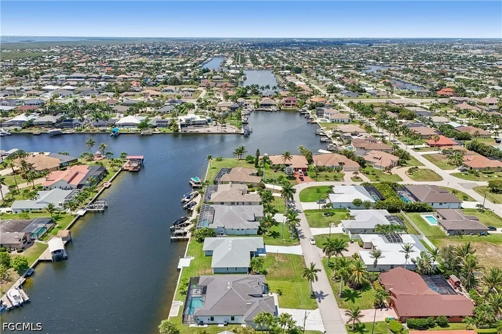 4916 SW 26th Avenue Cape Coral FL 33914