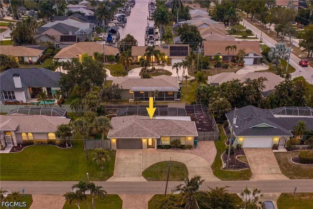 805 SW 52nd Street Cape Coral FL 33914