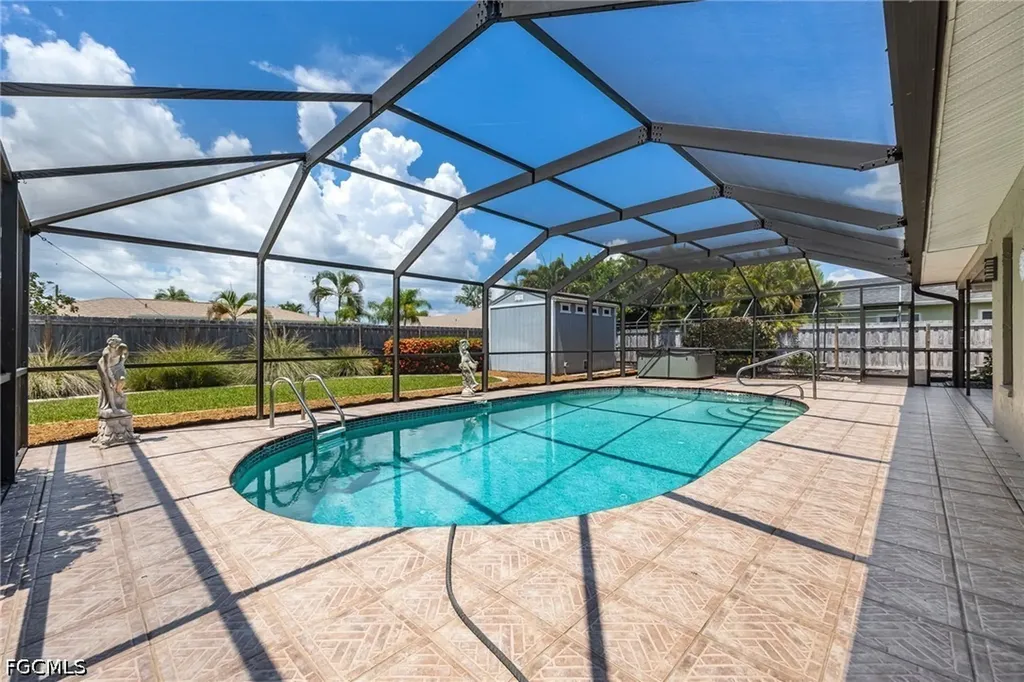 805 SW 52nd Street Cape Coral FL 33914