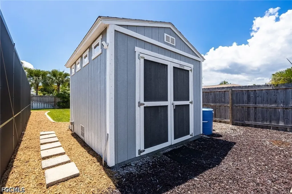 805 SW 52nd Street Cape Coral FL 33914