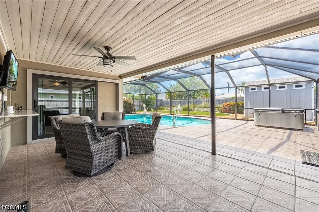 805 SW 52nd Street Cape Coral FL 33914
