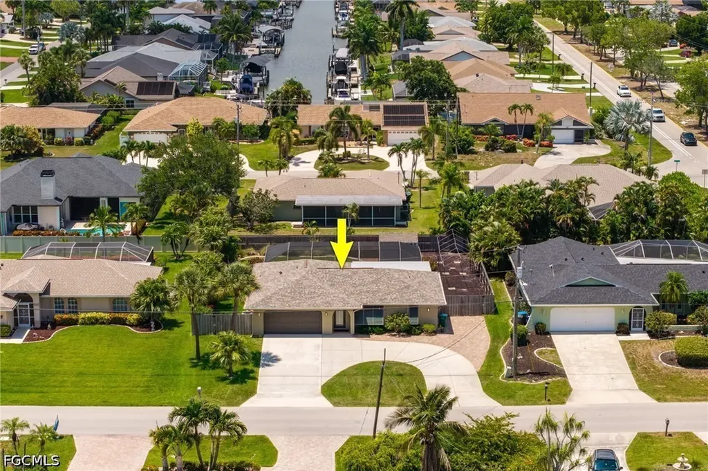 805 SW 52nd Street Cape Coral FL 33914