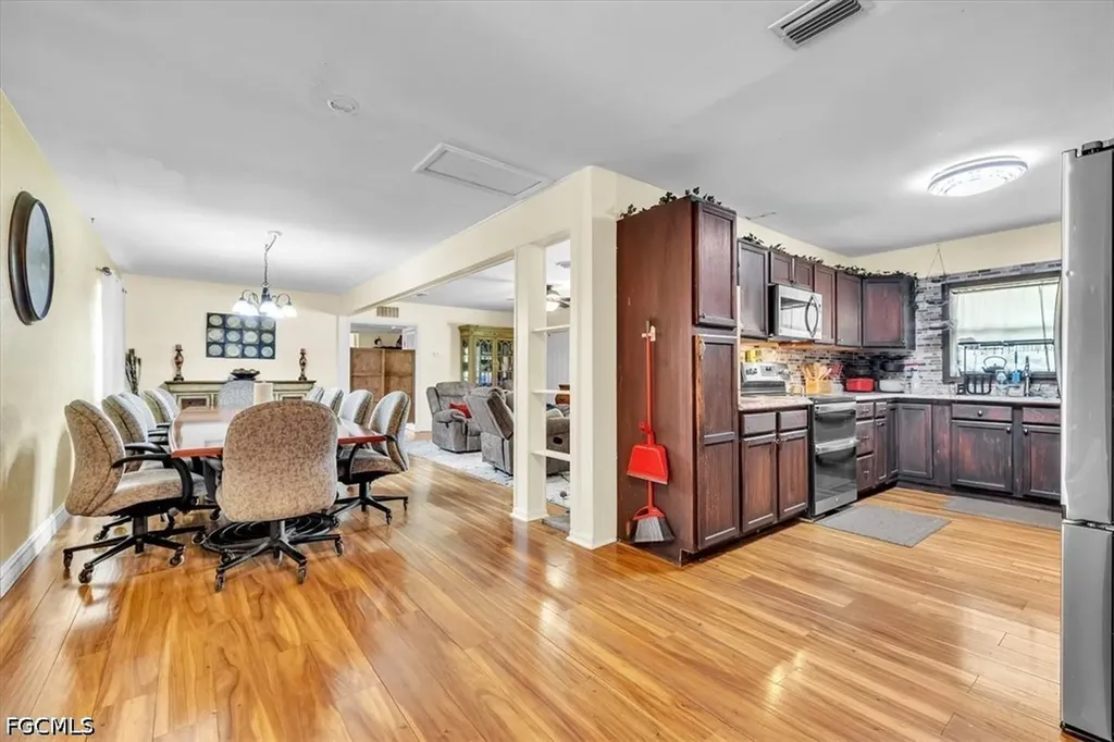 1655 Daniels Drive North Fort Myers FL 33917
