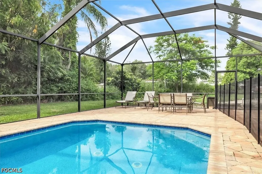 1655 Daniels Drive North Fort Myers FL 33917