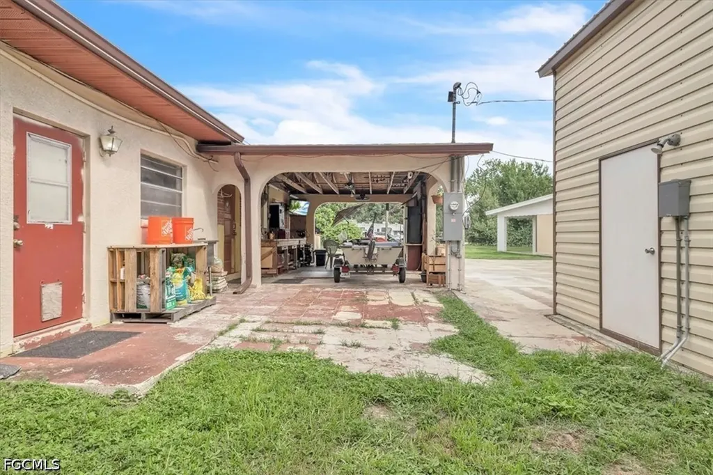 1655 Daniels Drive North Fort Myers FL 33917
