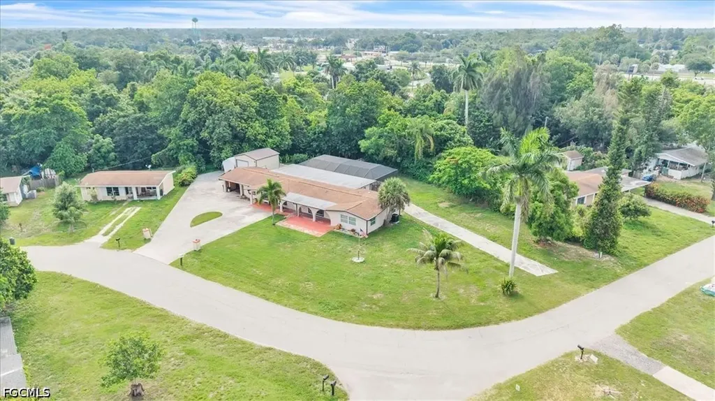 1655 Daniels Drive North Fort Myers FL 33917