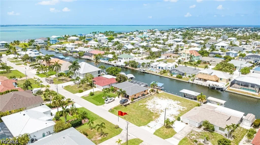 2469 Cherimoya Lane St. James City FL 33956