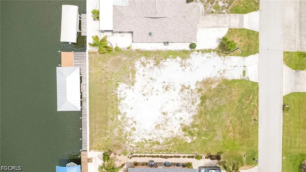 2469 Cherimoya Lane St. James City FL 33956