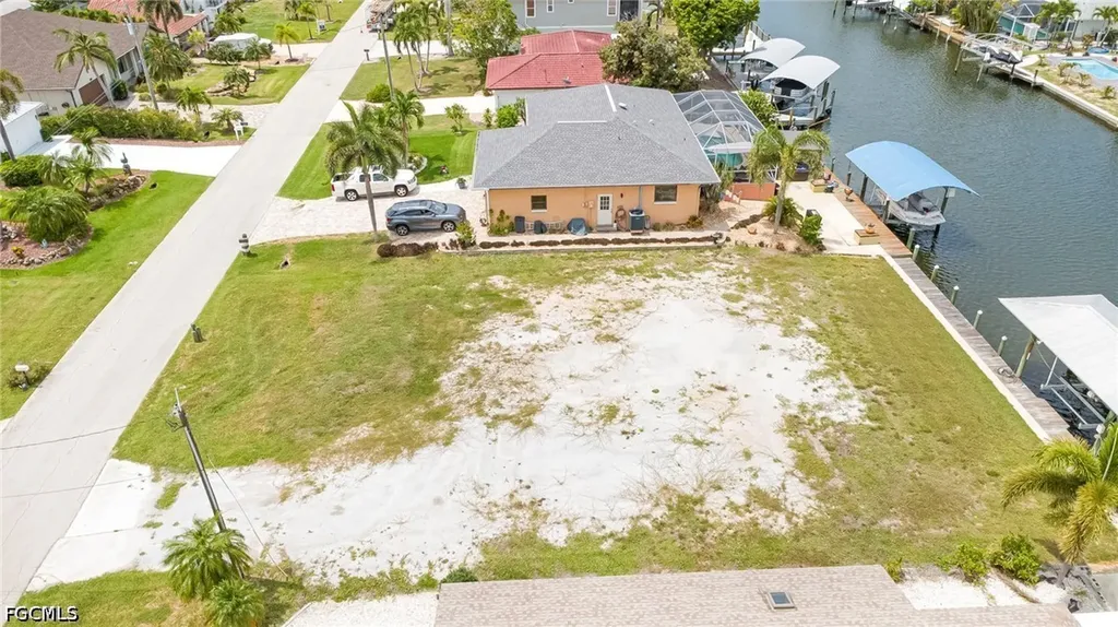 2469 Cherimoya Lane St. James City FL 33956