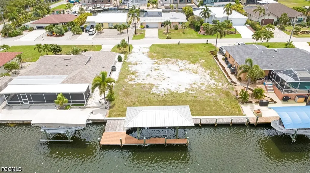 2469 Cherimoya Lane St. James City FL 33956