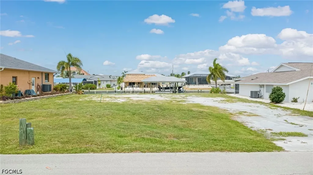 2469 Cherimoya Lane St. James City FL 33956