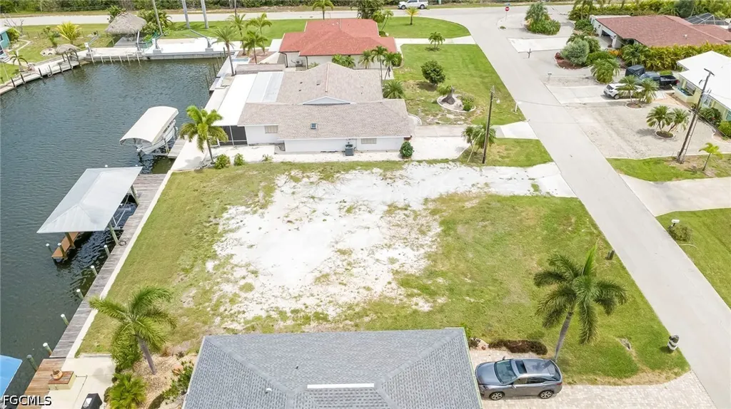 2469 Cherimoya Lane St. James City FL 33956