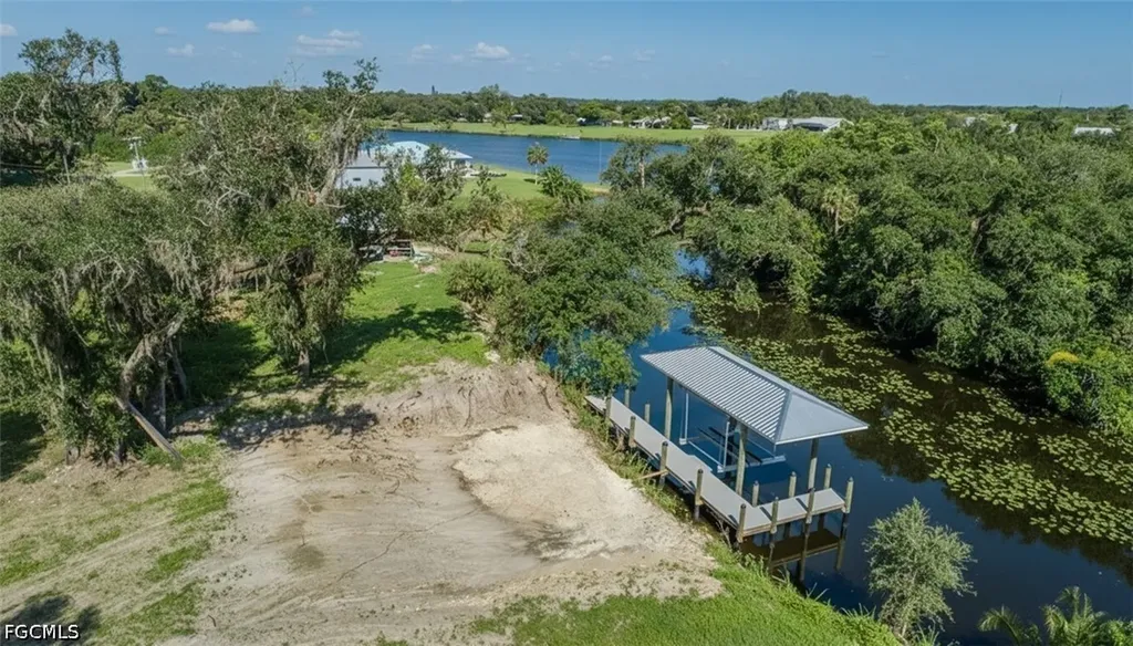 5247 County Road 78 Labelle FL 33935
