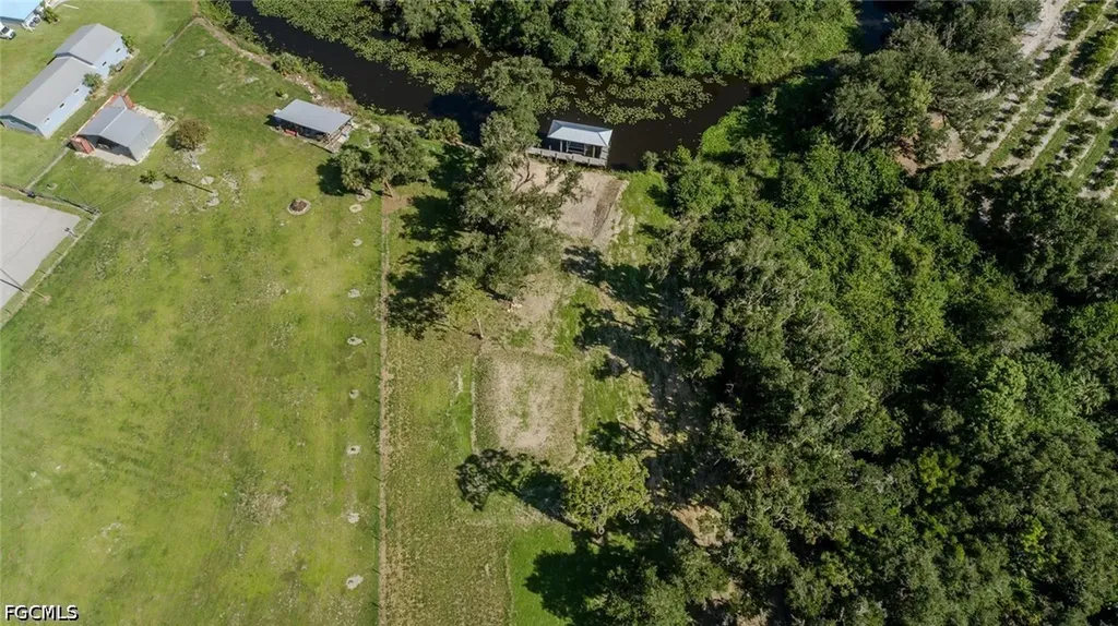 5247 County Road 78 Labelle FL 33935