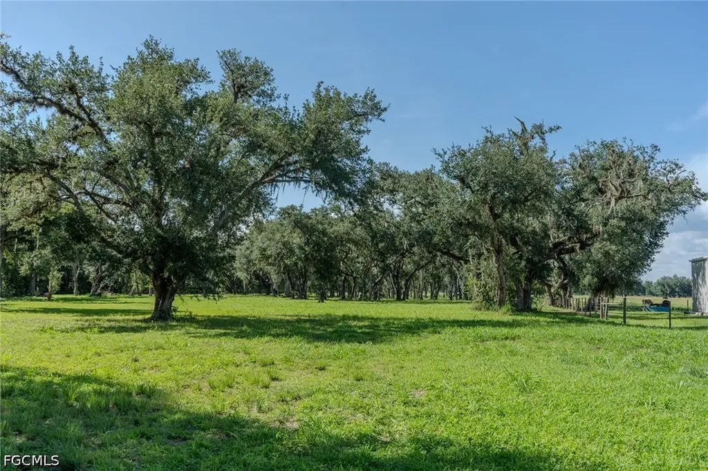 5247 County Road 78 Labelle FL 33935