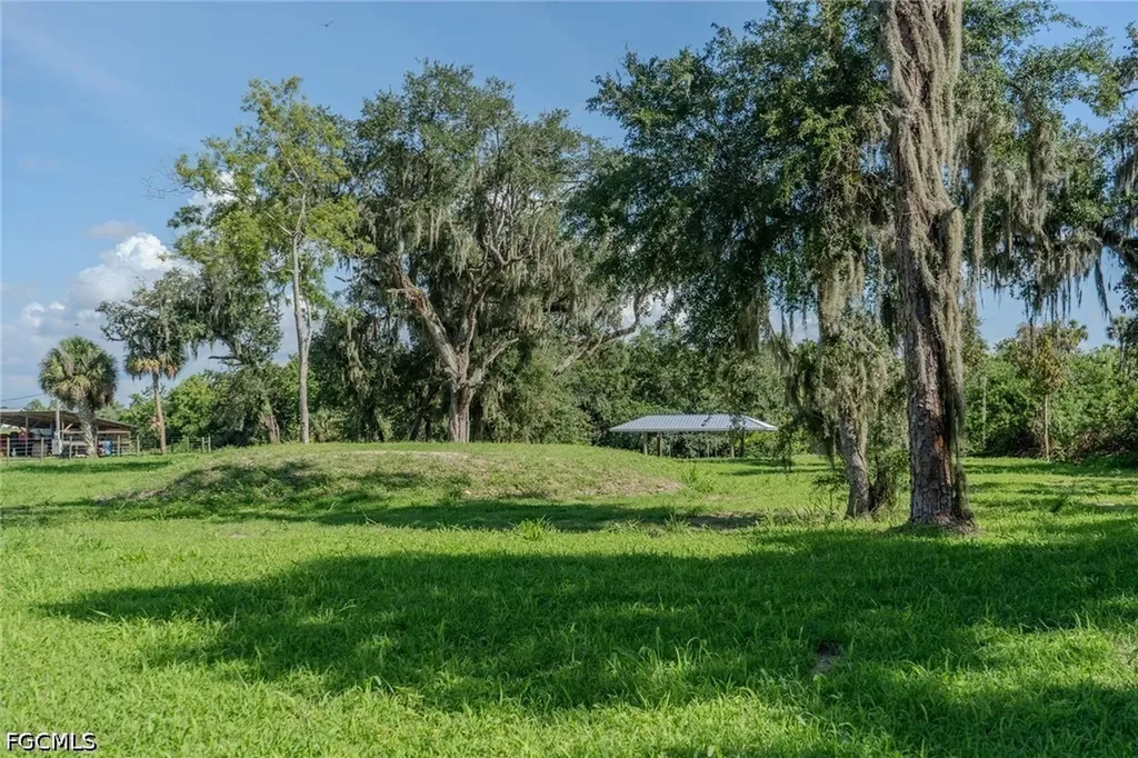 5247 County Road 78 Labelle FL 33935