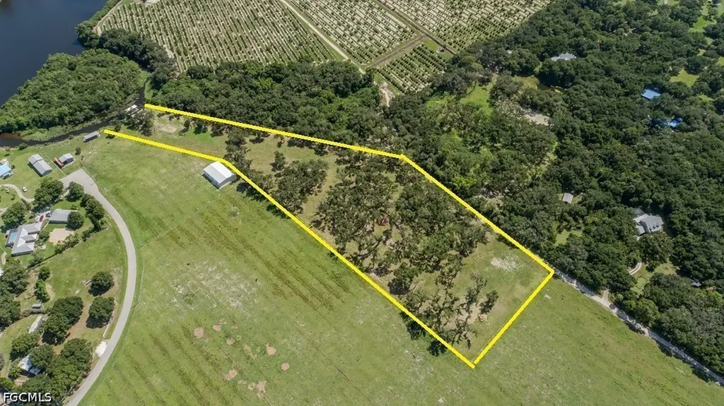 5247 County Road 78 Labelle FL 33935