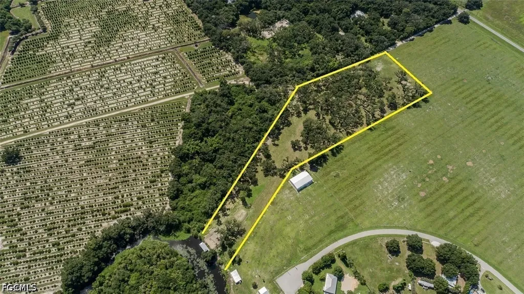 5247 County Road 78 Labelle FL 33935