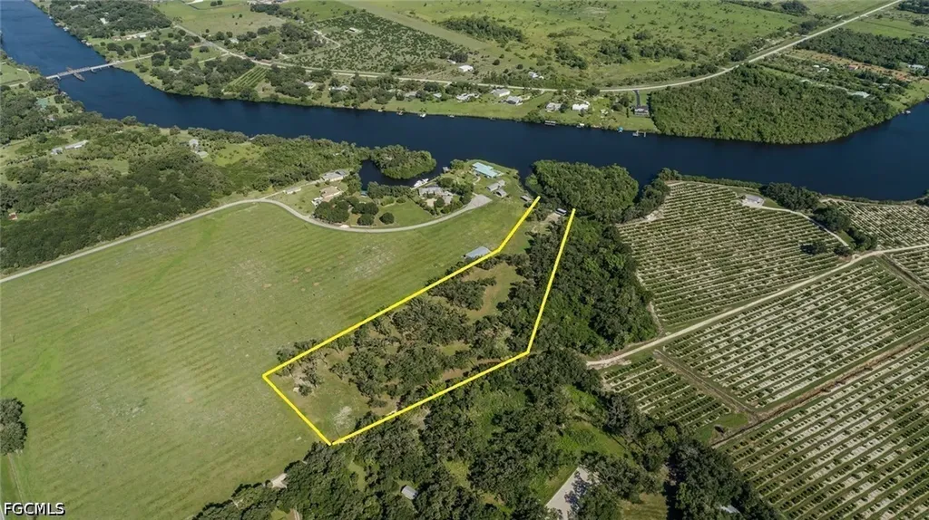 5247 County Road 78 Labelle FL 33935