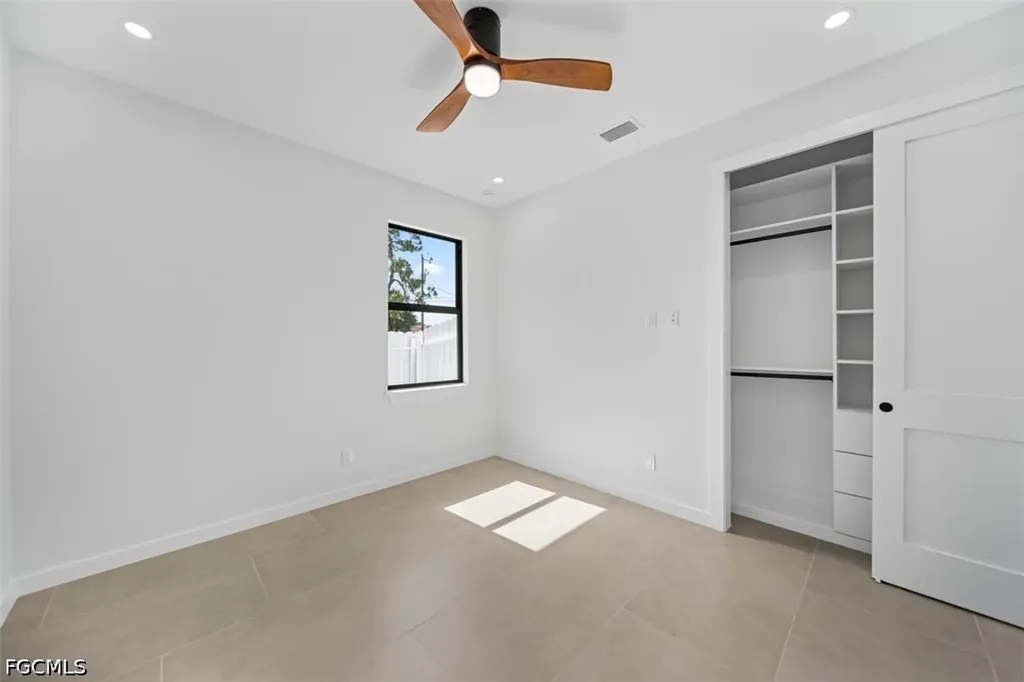 1419 SW 15th Terrace Cape Coral FL 33991
