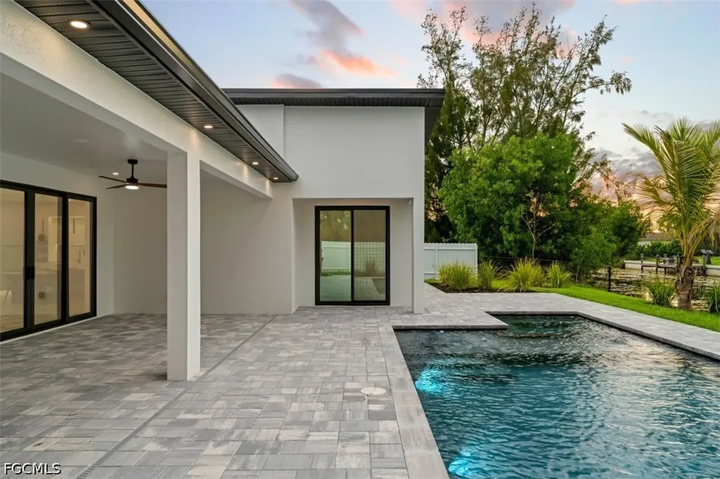 1419 SW 15th Terrace Cape Coral FL 33991