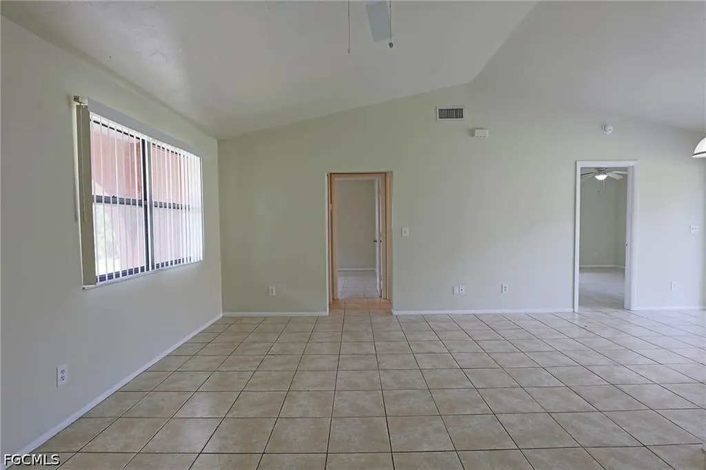 4417 SW Santa Barbara Place Cape Coral FL 33914