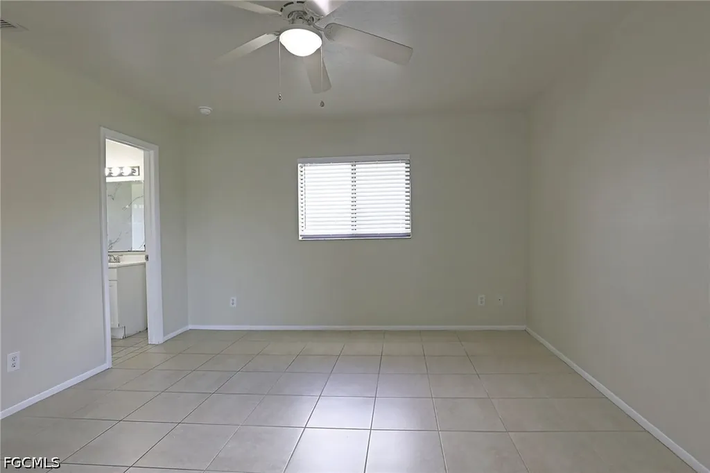 4417 SW Santa Barbara Place Cape Coral FL 33914
