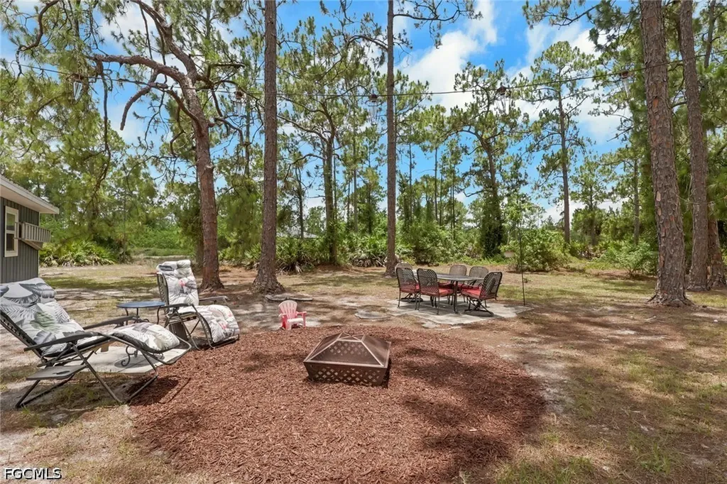 1205 Lake Avenue Lehigh Acres FL 33972
