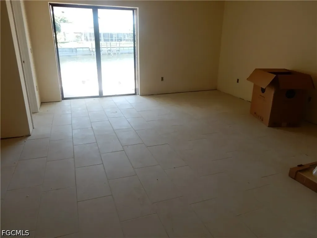 502 SE 5th Avenue Cape Coral FL 33990