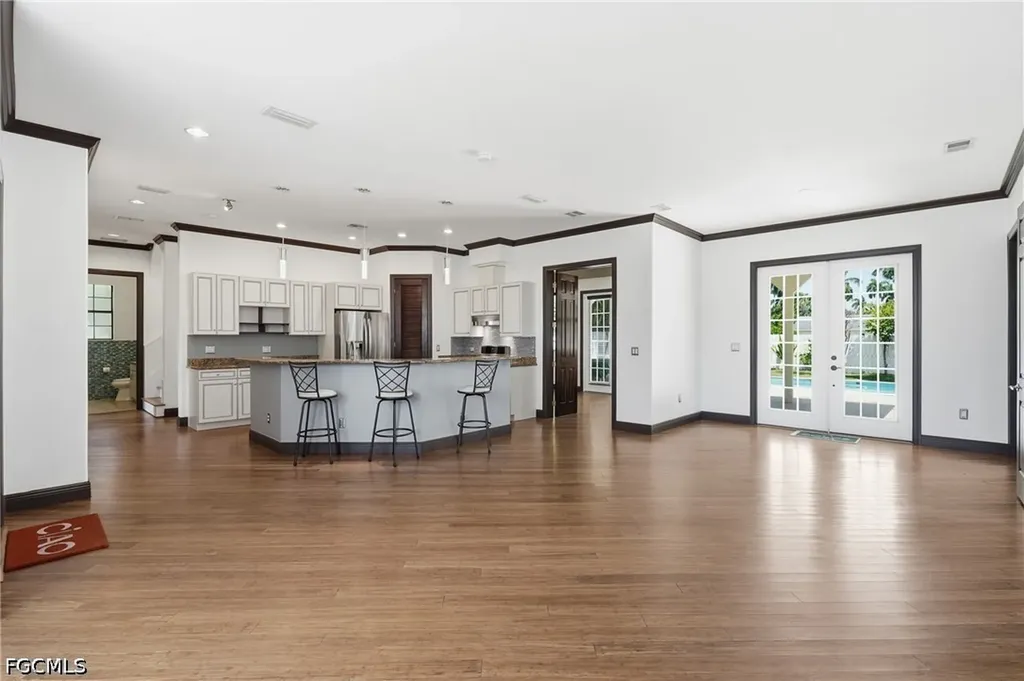 1358 Hopedale Drive Fort Myers FL 33919