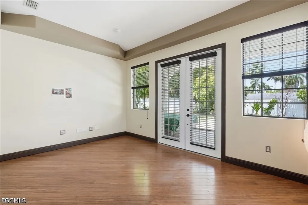 1358 Hopedale Drive Fort Myers FL 33919